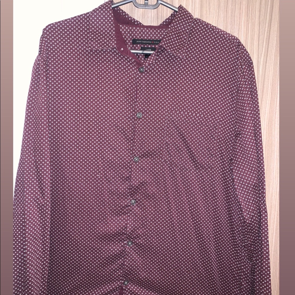 John Varvatos Burgandy Men’s Medium Button-Down Shirt